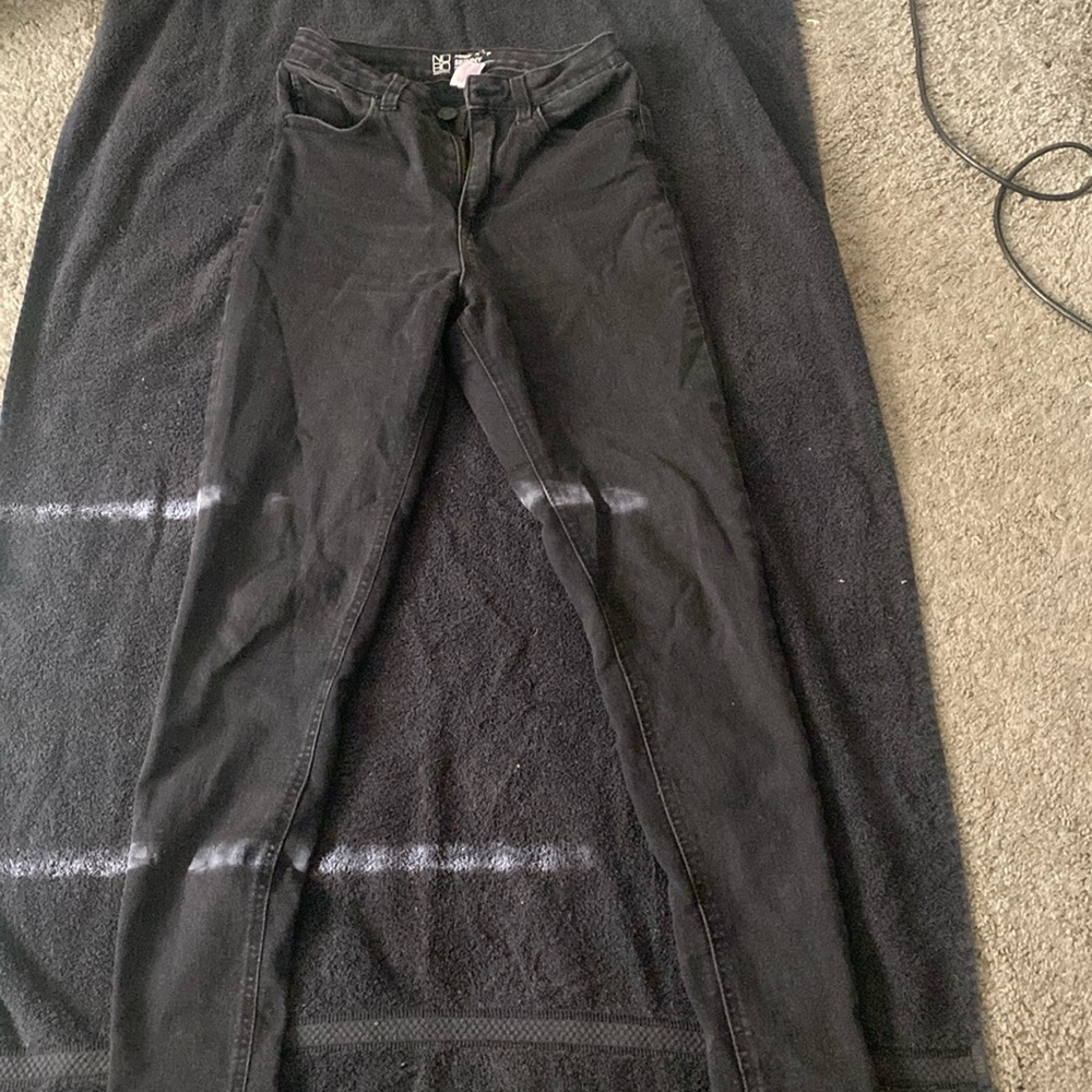 Black Skinny Jeans